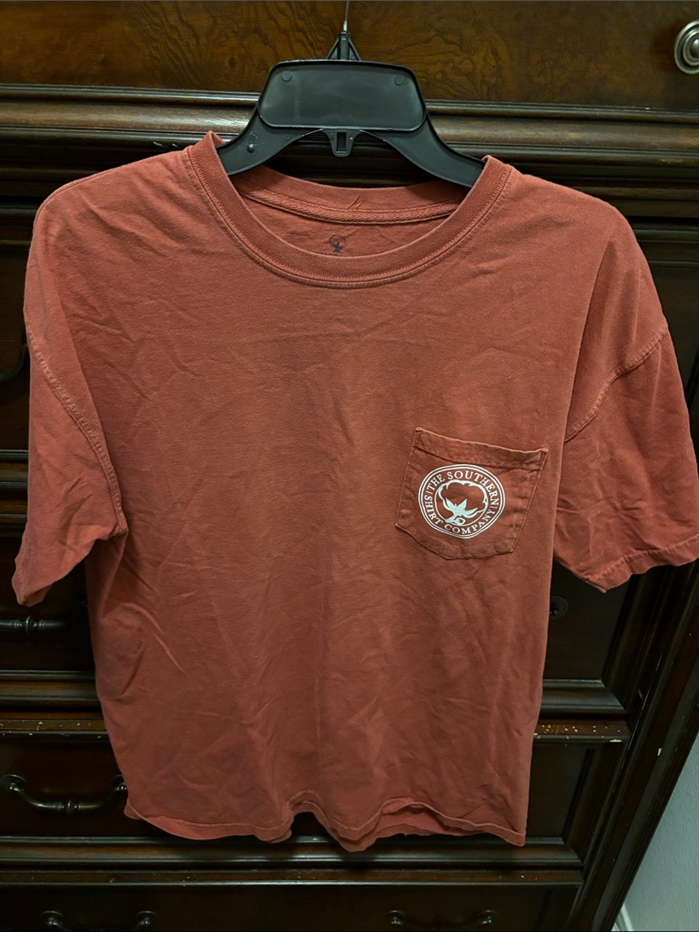 Southern Tide Short-Sleeve Pocket Tee in Rust- Lg